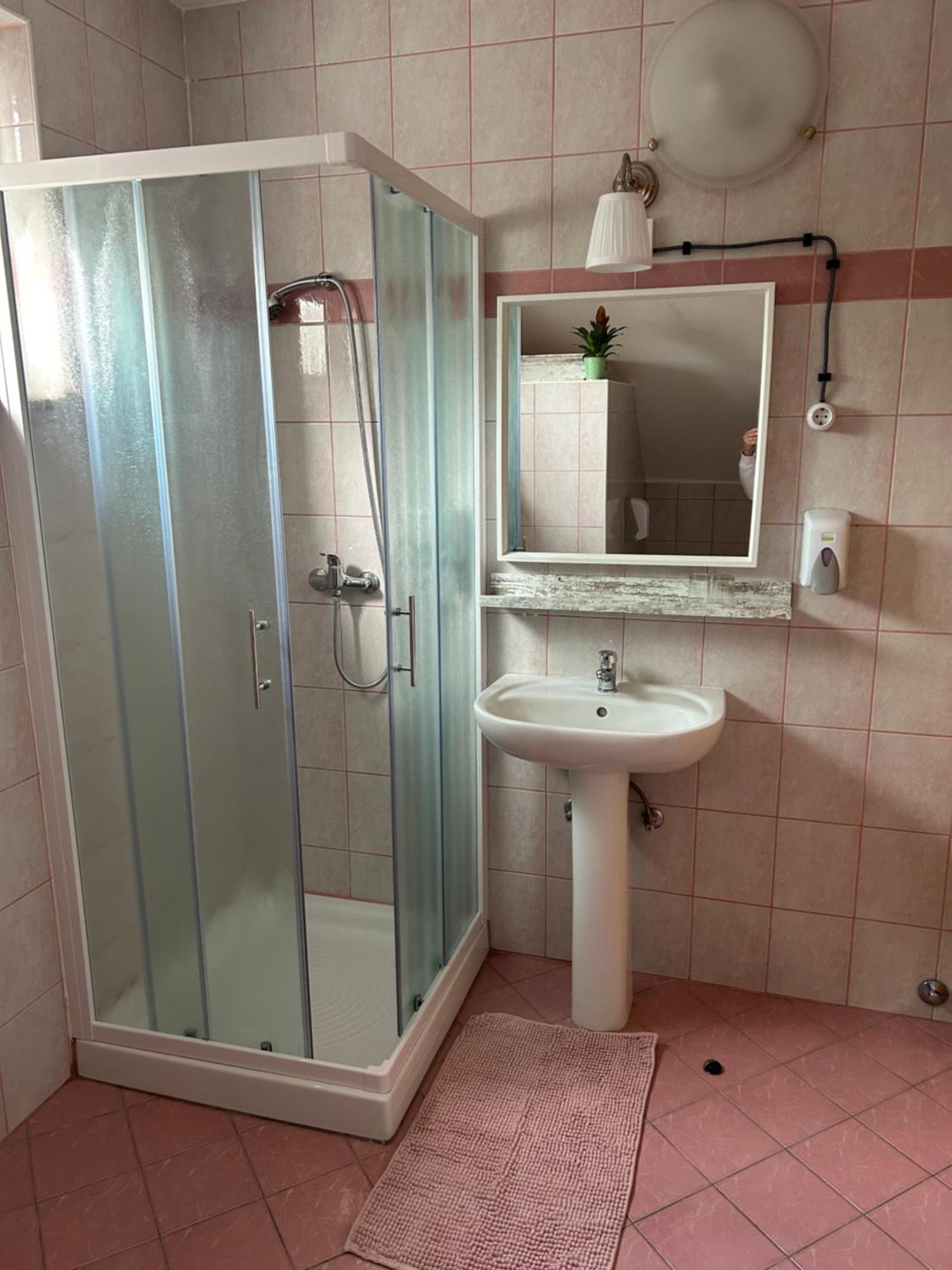 Bed and Breakfast Karla'S House Dobje pri Planini Екстер'єр фото